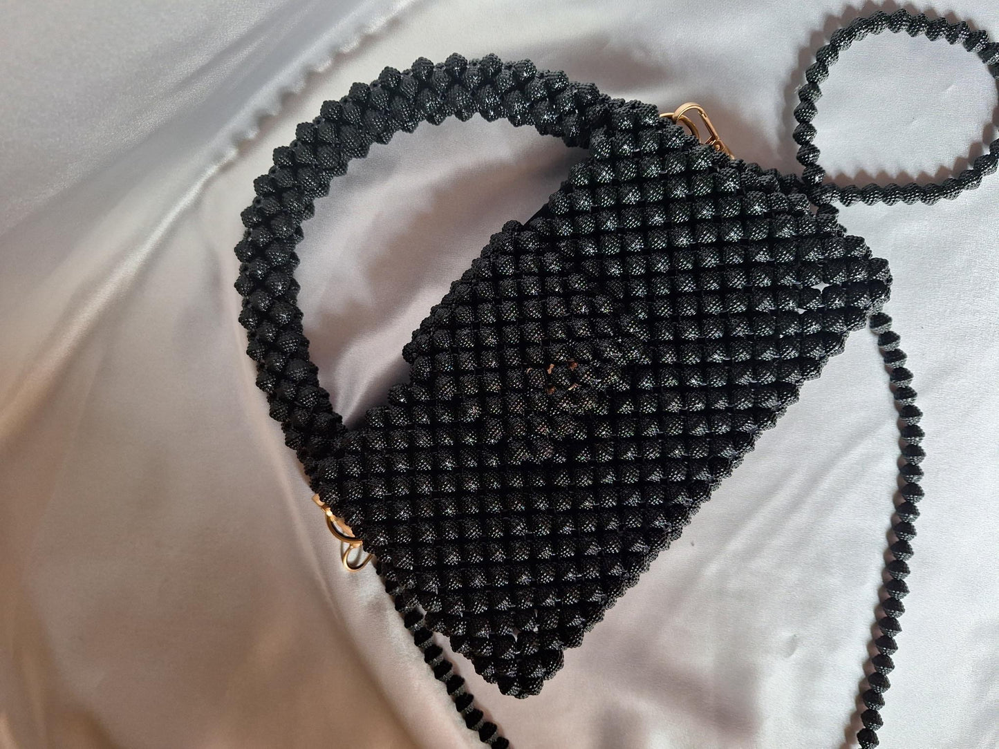 Bolso beads negro mate